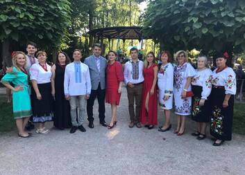 Hradecké Dny ukrajinské kultury vyvrcholí koncertem Vděčná srdce v Jiráskových sadech