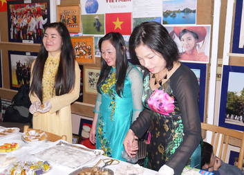 Pětatřicet zemí ze čtyř kontinentů představilo svou kulturu na letošním Setkání národů